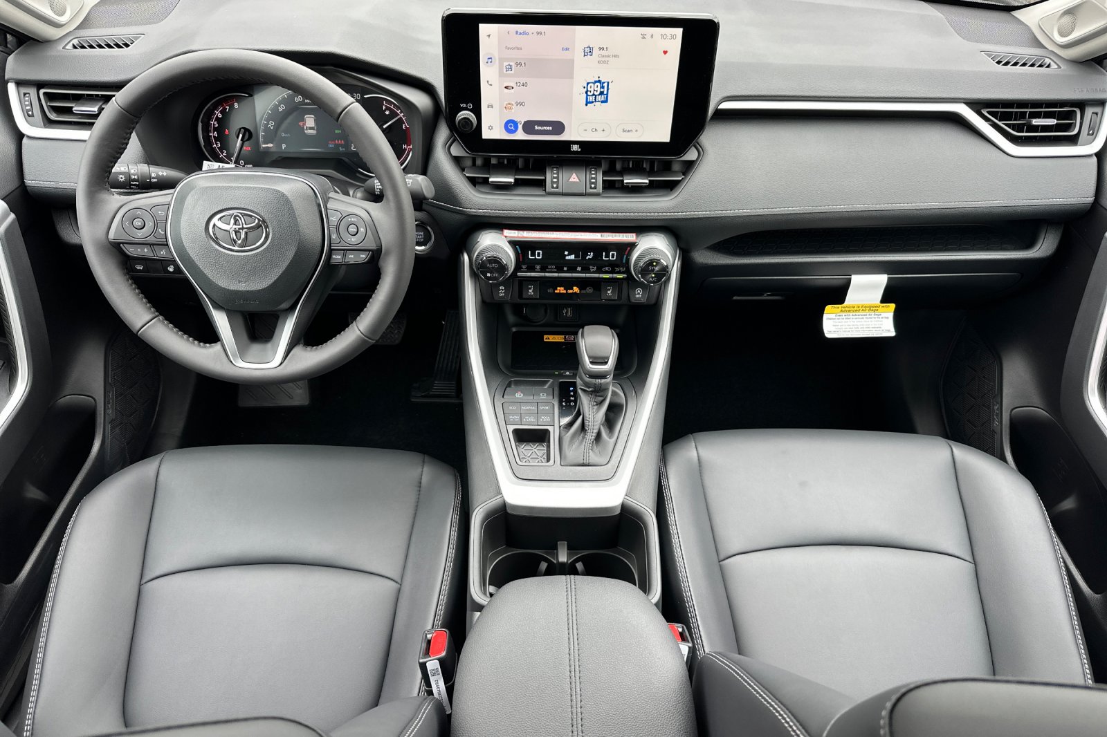 2025 Toyota RAV4 XLE Premium photo 9