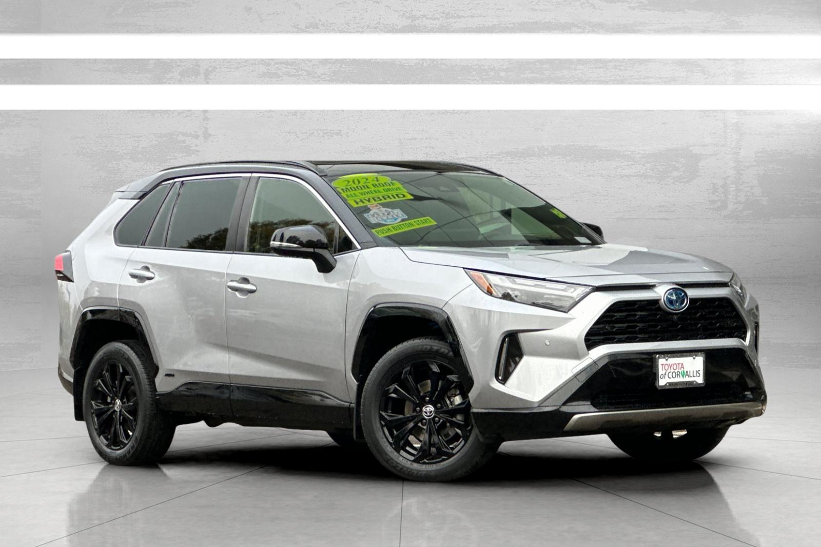 2024 Toyota RAV4 XSE's photo