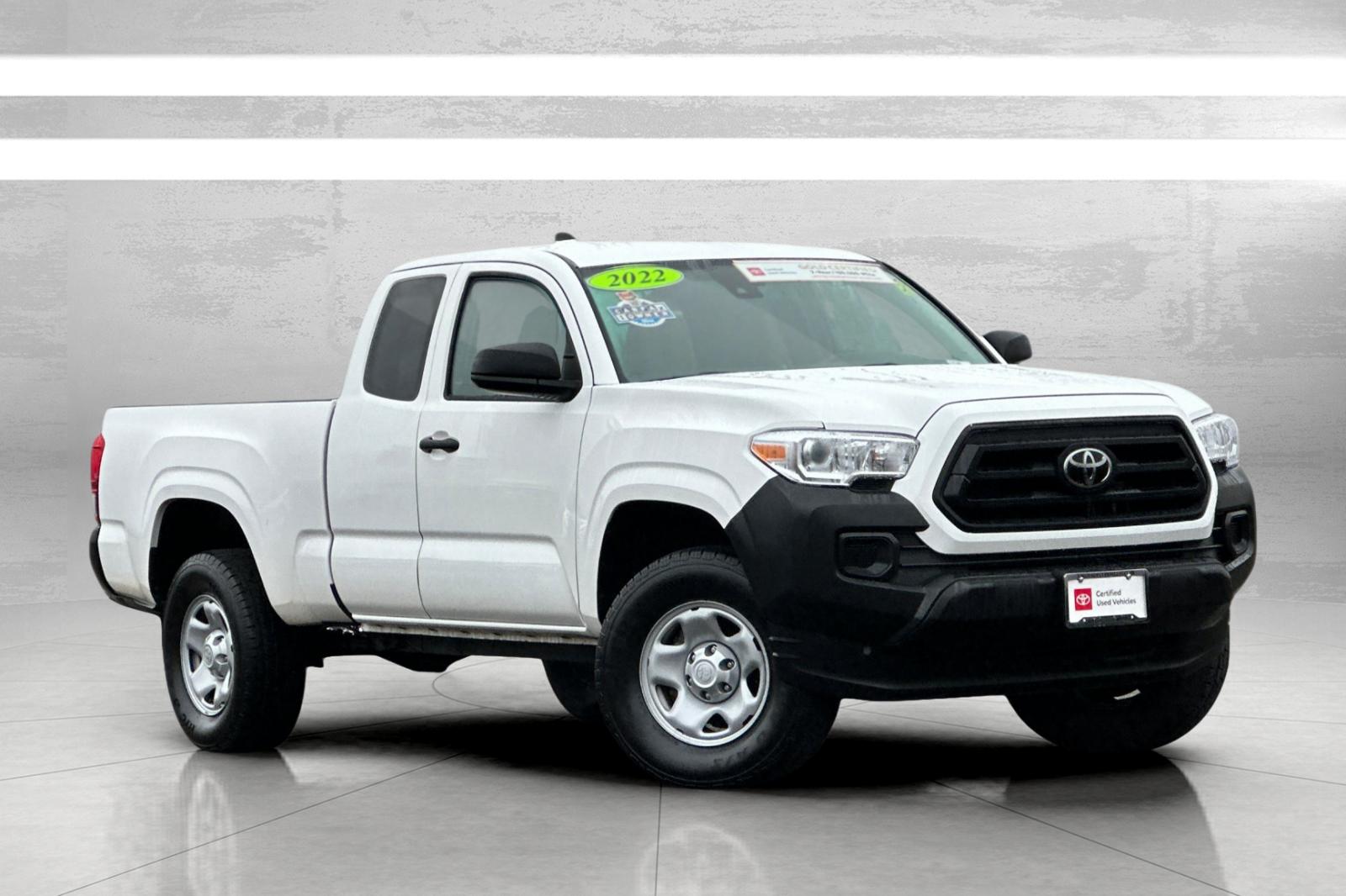 2022 Toyota Tacoma SR's photo