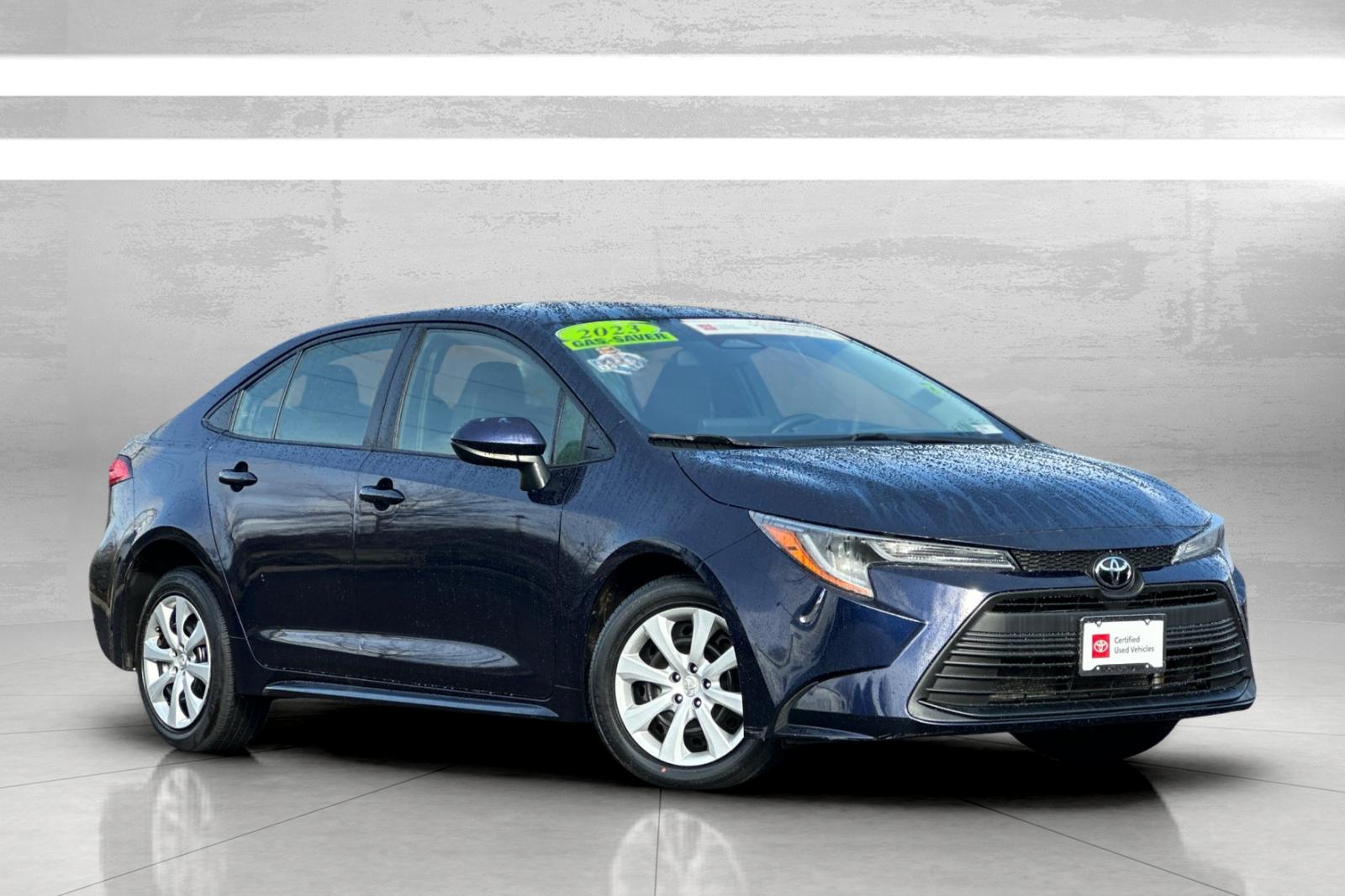 2023 Toyota Corolla LE's photo