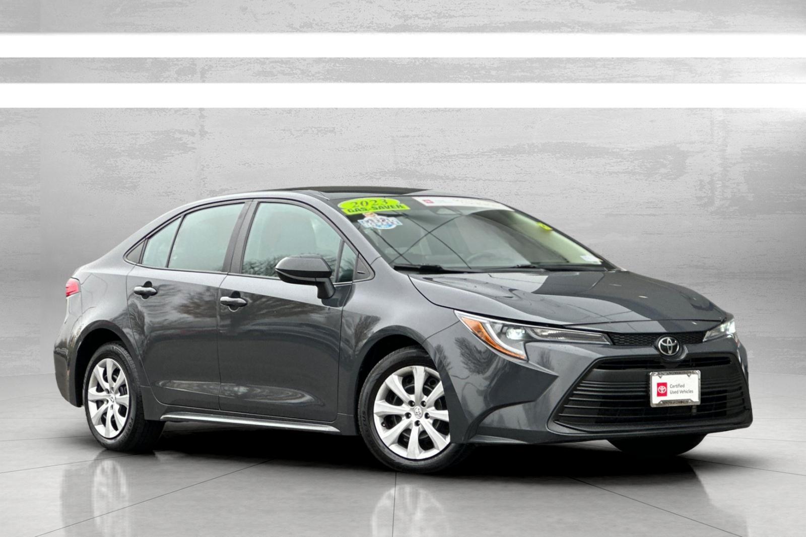 2023 Toyota Corolla LE's photo
