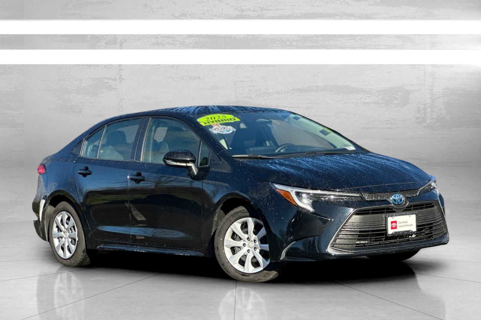 2025 Toyota Corolla LE's photo