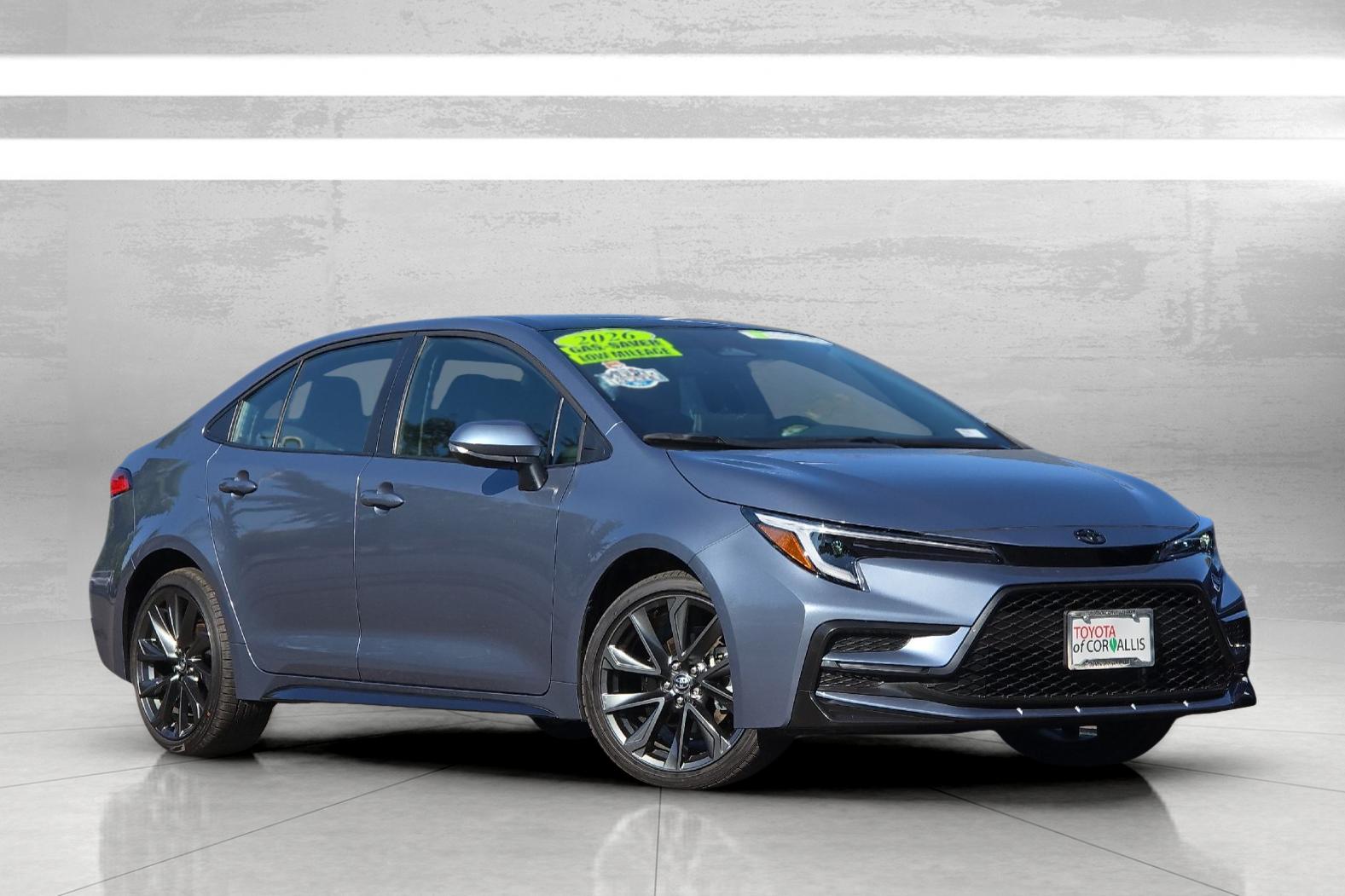 Used 2026 Celestite/Midnight Blk Me Toyota SE image 2