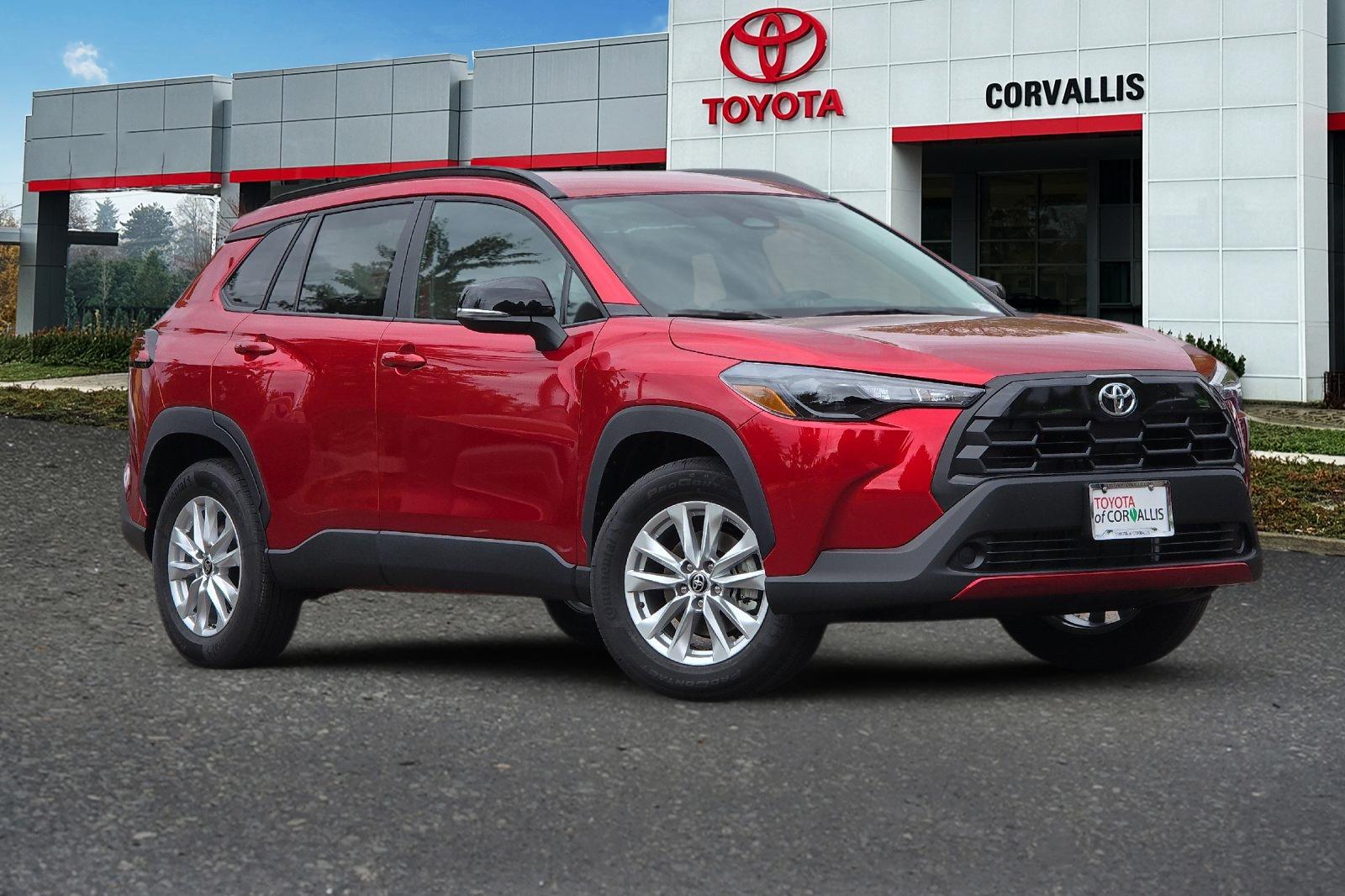 New 2026 Soul Red Crystal <sup>1</sup> <sup>2</sup> Toyota  LE image 2