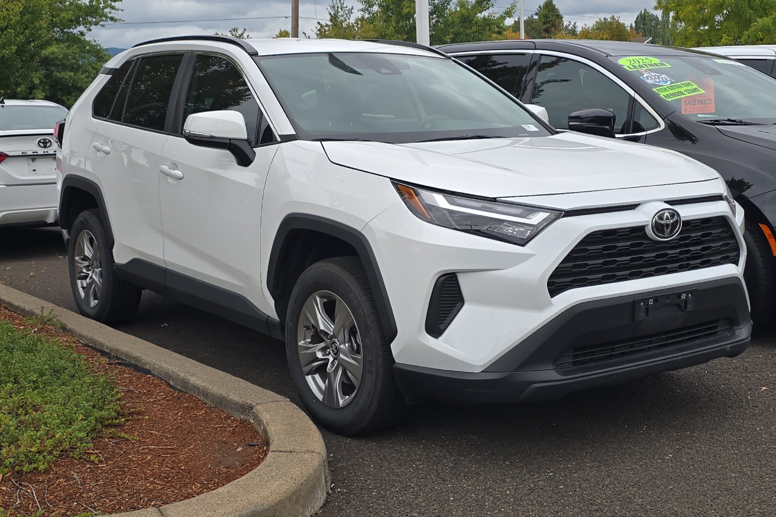 Certified Used 2024 Ice Cap Toyota XLE image 2