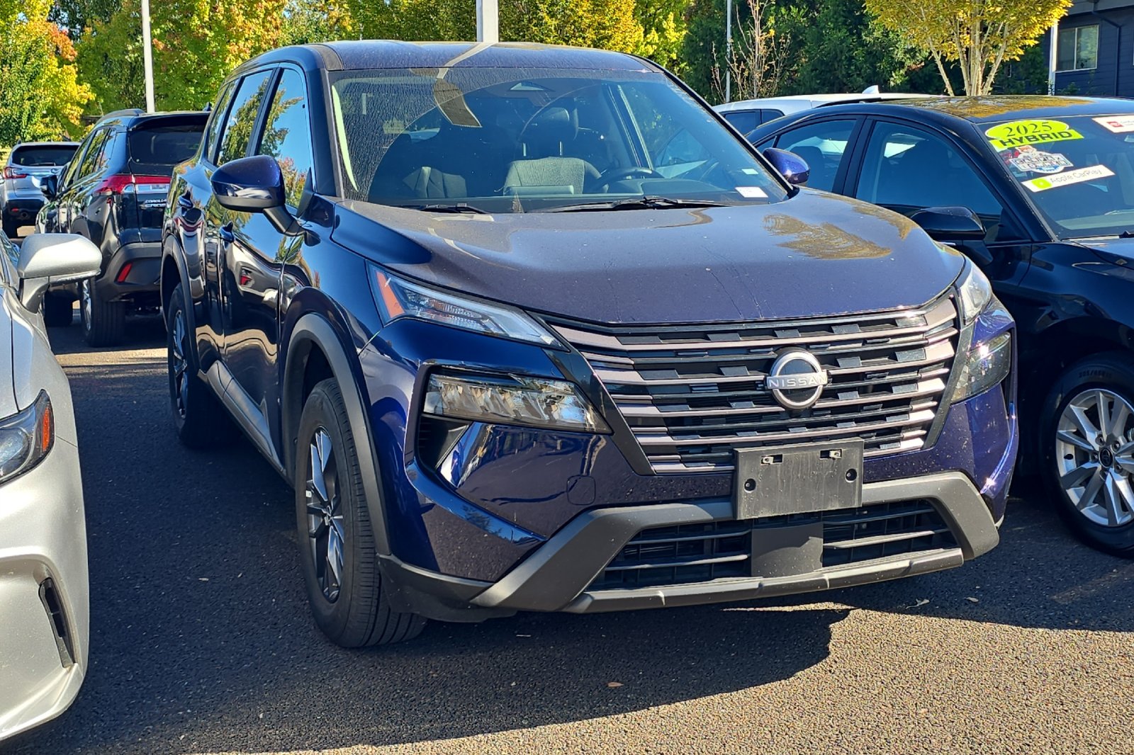 Used 2026 Blue Nissan SV image 2