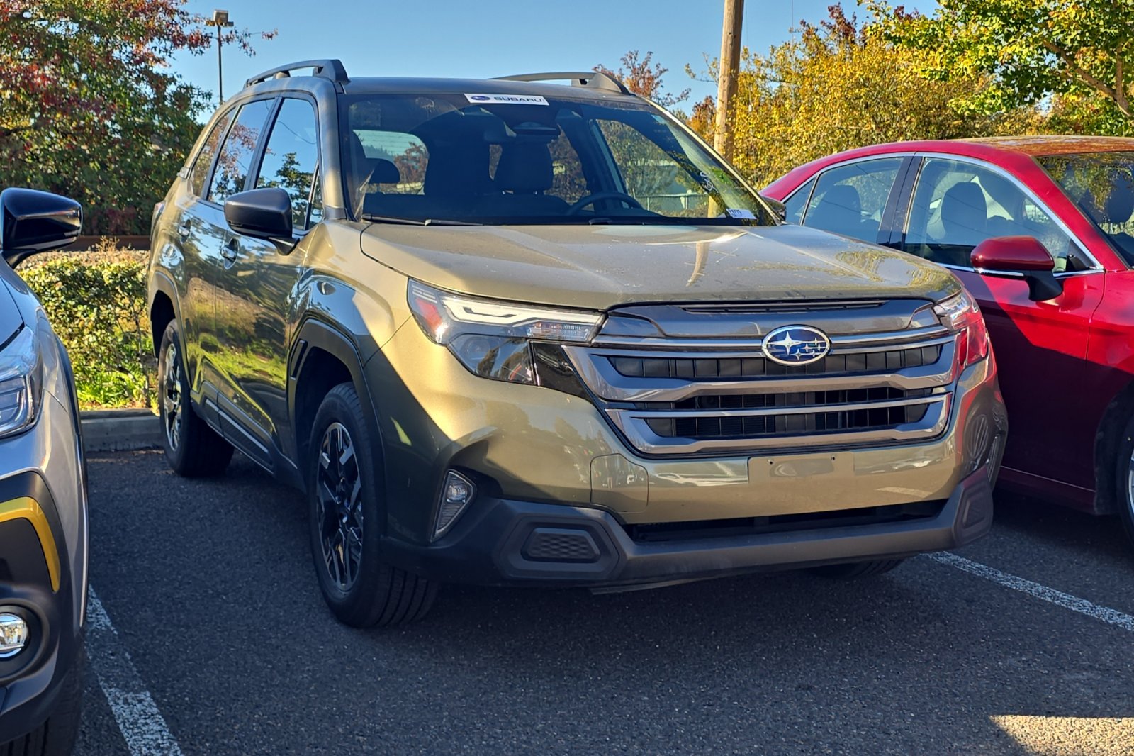 Used 2025 Autumn Green Metallic Subaru Premium image 2