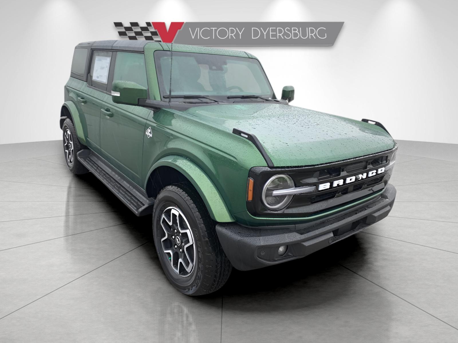 2025 Ford Bronco 4-Door Outer Banks's photo