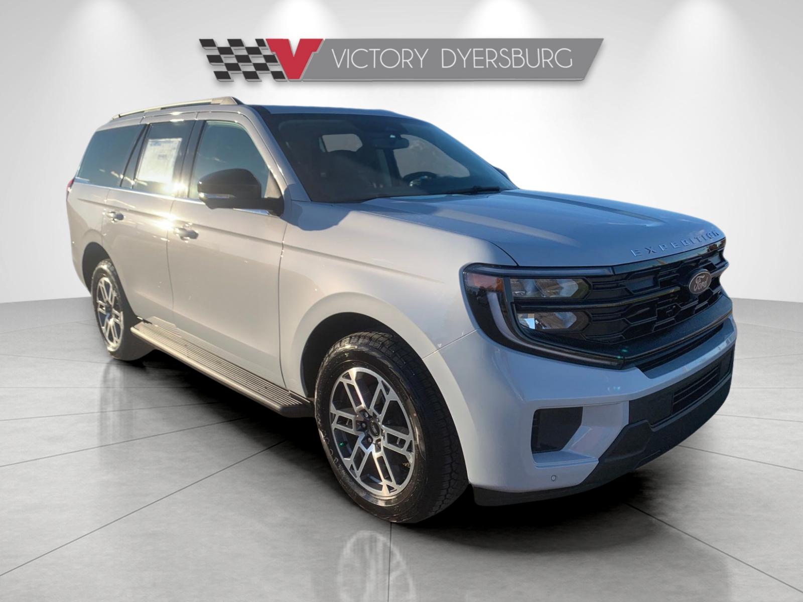 2025 Ford Expedition Active's photo