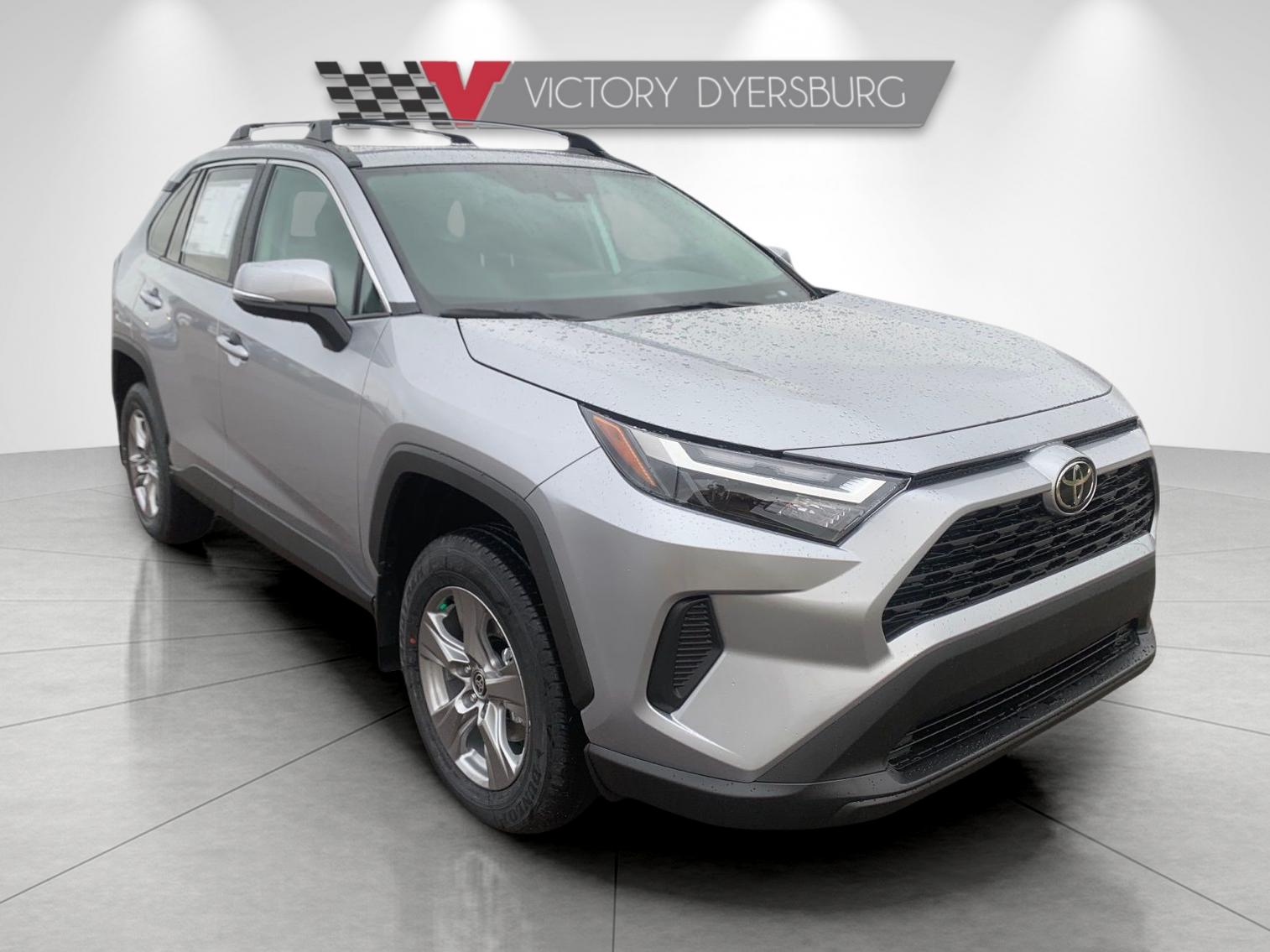 2025 Toyota RAV4 XLE's photo