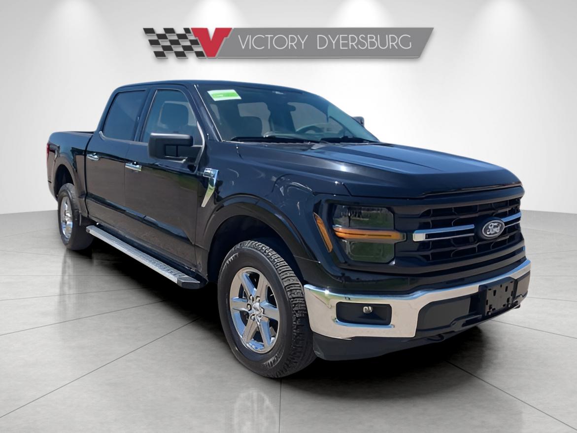 Used 2025 Black Ford XLT image 2