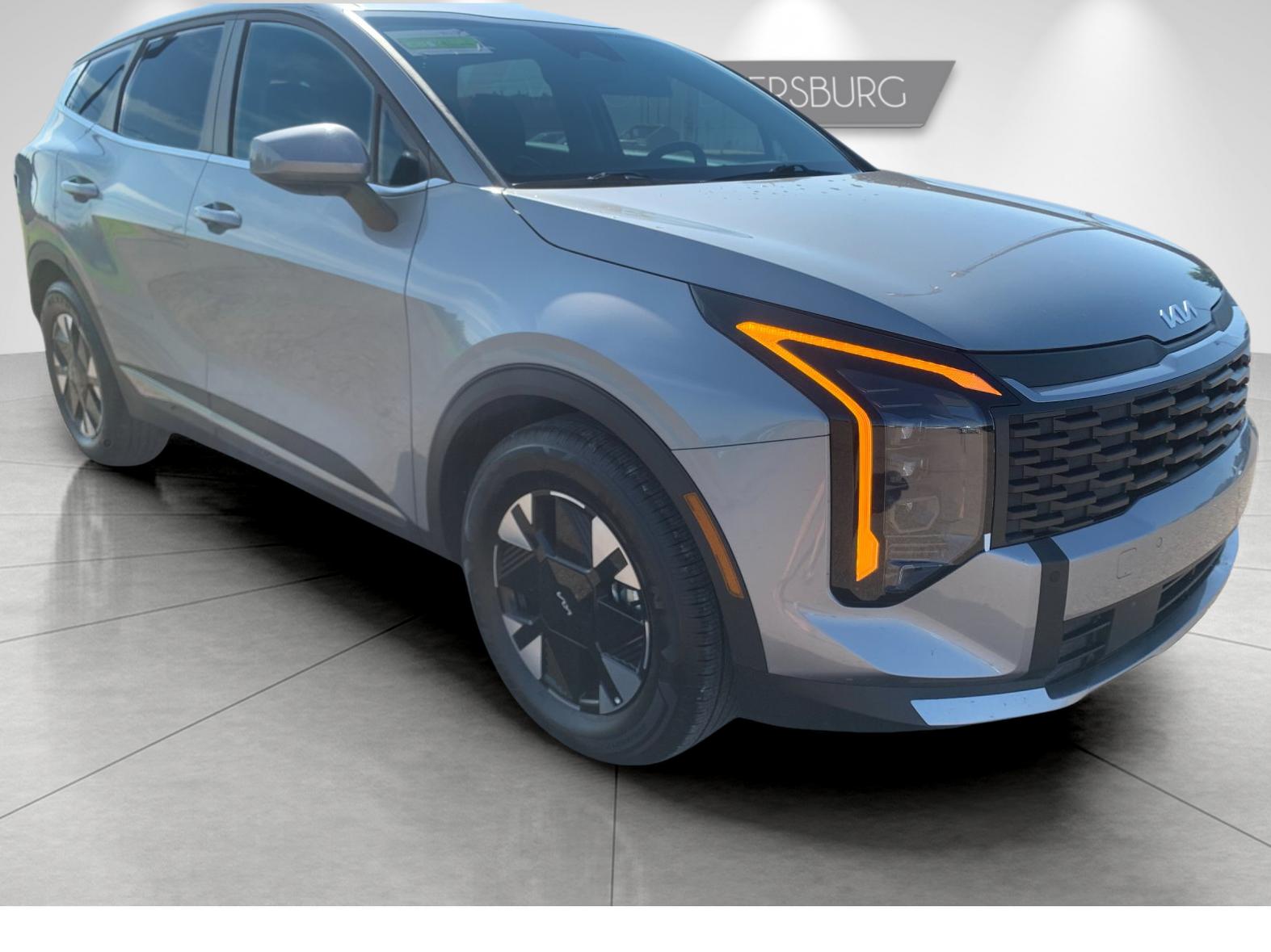 Used 2026  Kia LX image 2