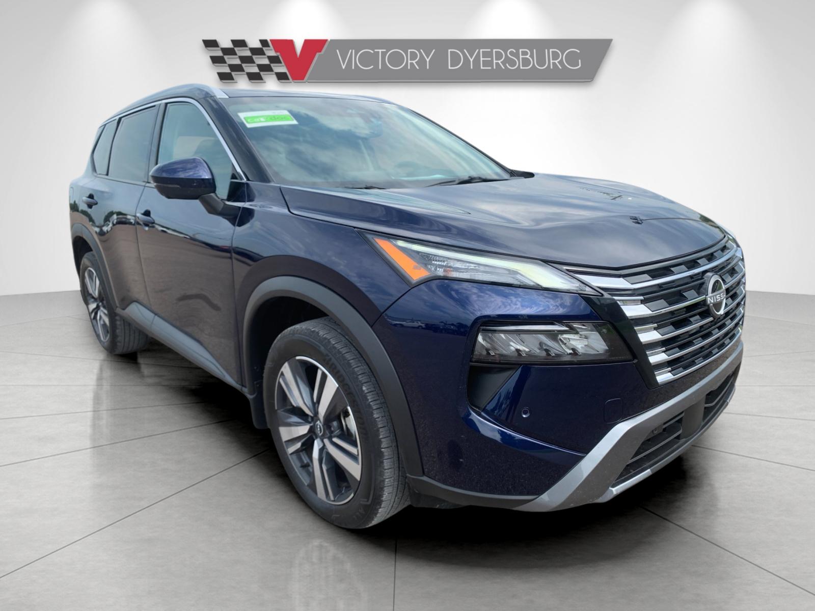 Used 2025 Blue Nissan SL image 2