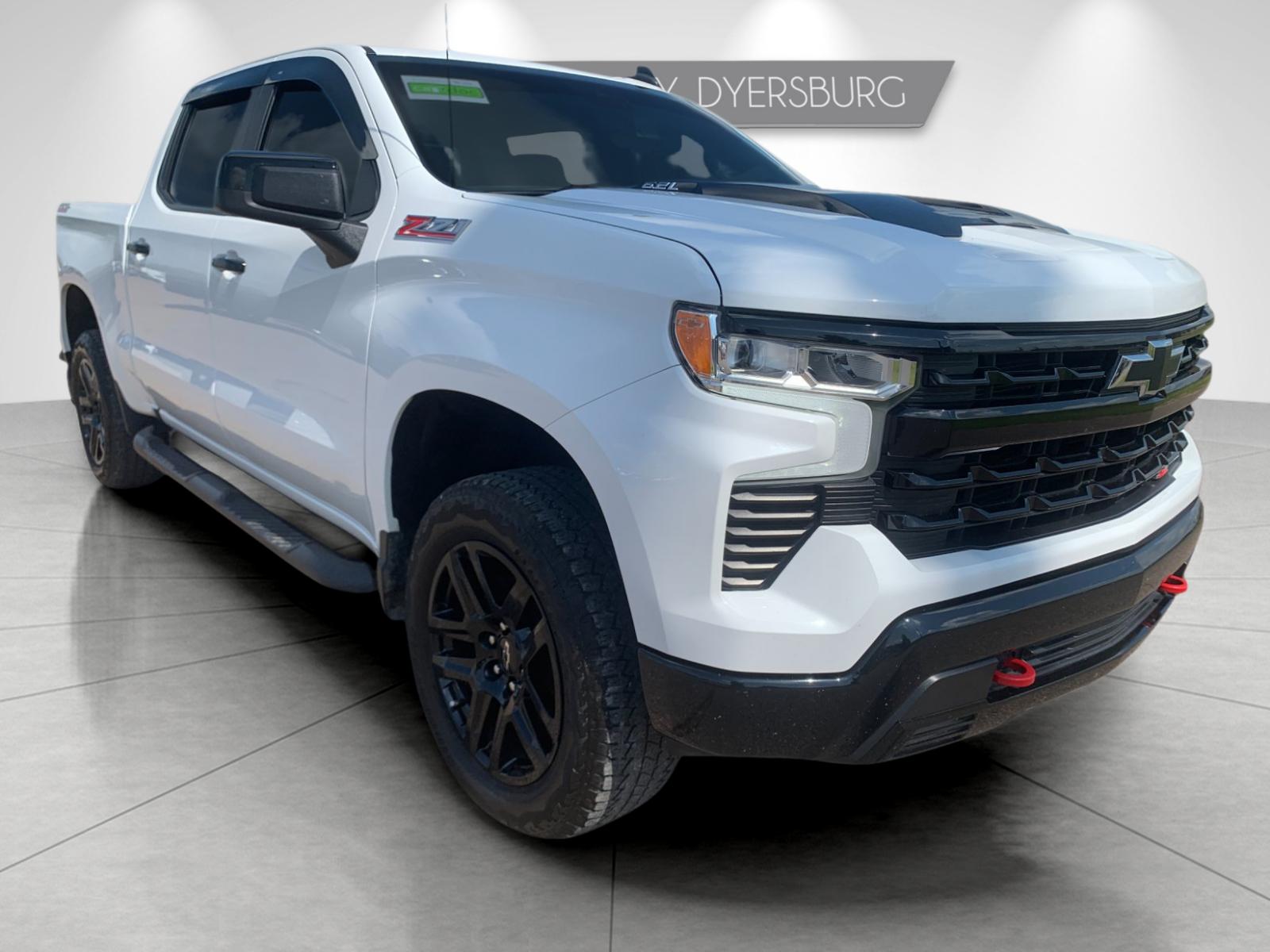 Used 2022 White Chevrolet LT Trail Boss image 2