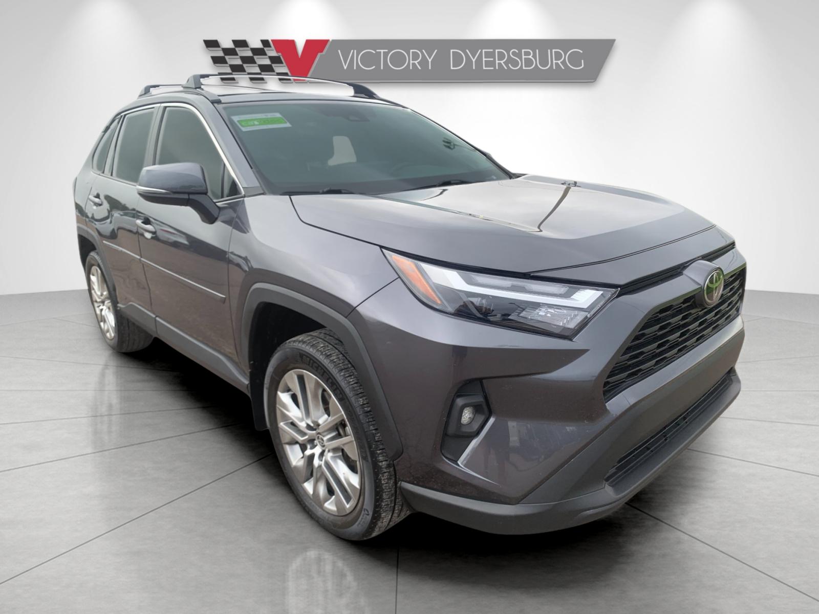 Used 2023 Gray Toyota XLE Premium image 2