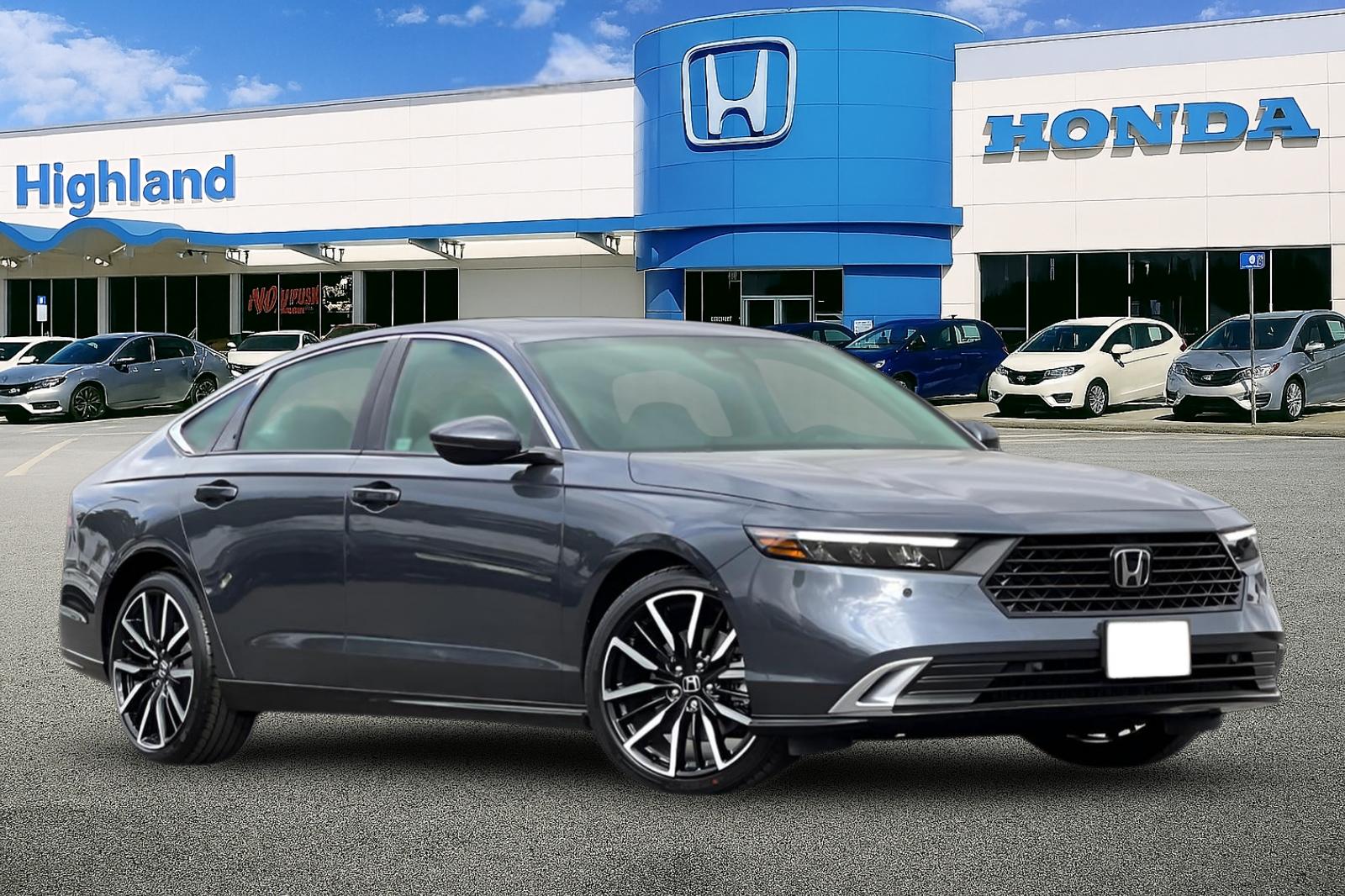 2025 Honda Accord Hybrid Touring photo 6