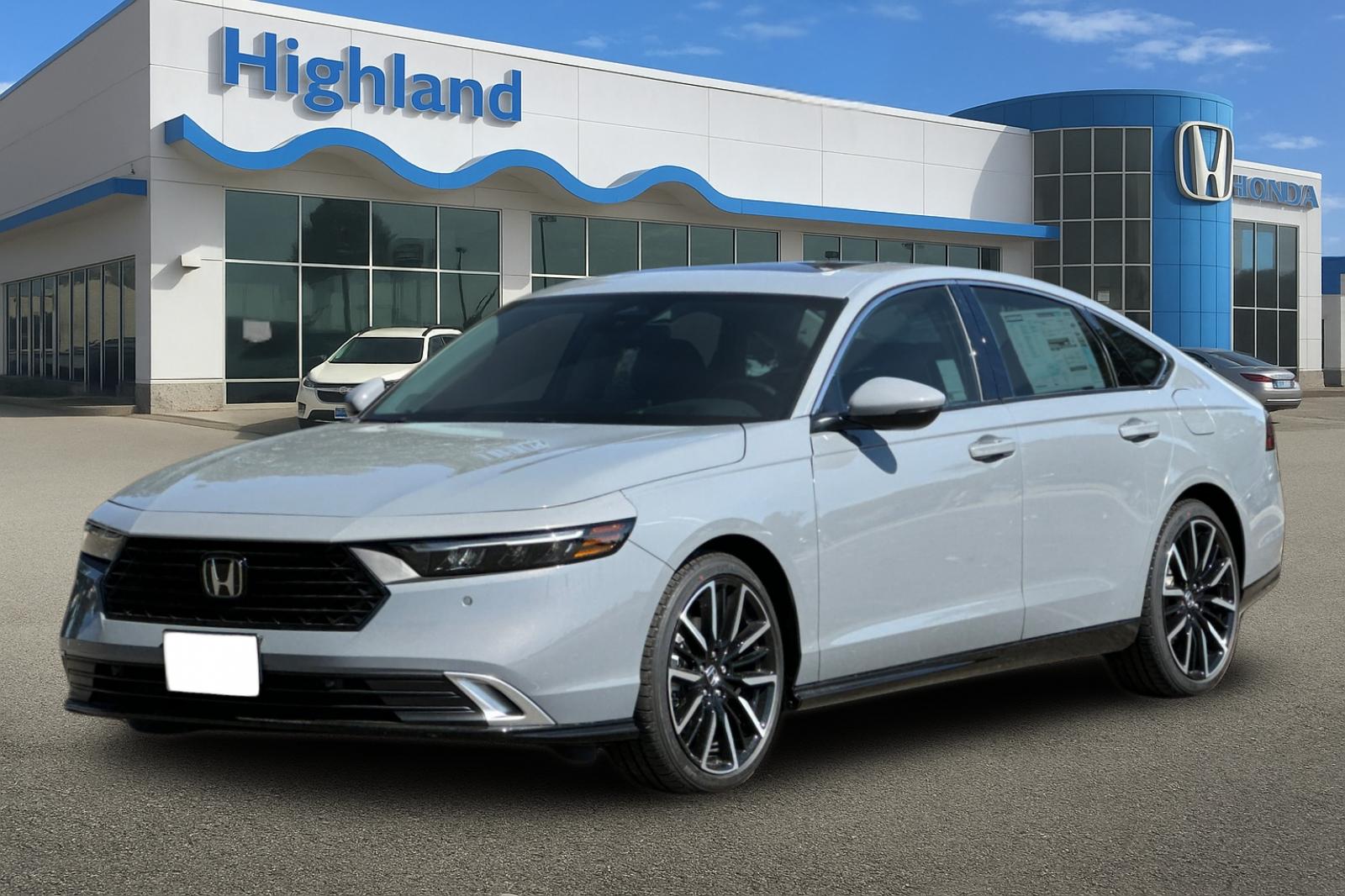 2025 Honda Accord Hybrid Touring's photo