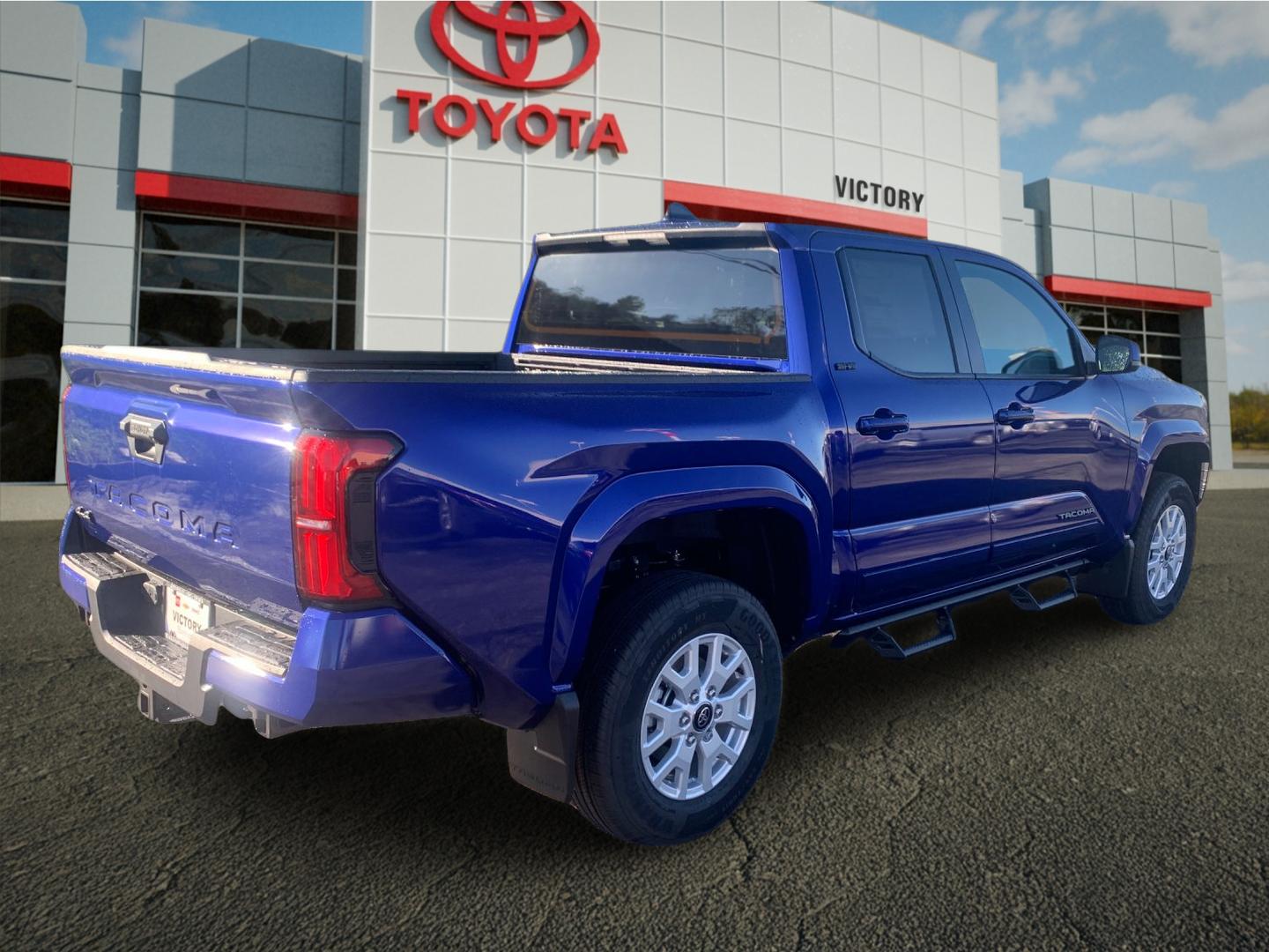2025 Toyota Tacoma SR5 Double Cab photo 3