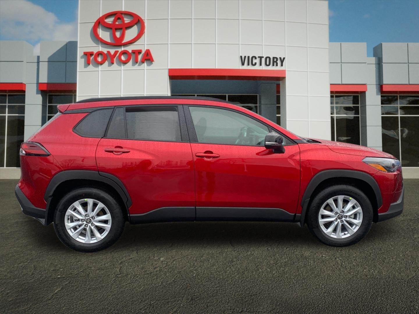 2026 Toyota Corolla Cross LE photo 2